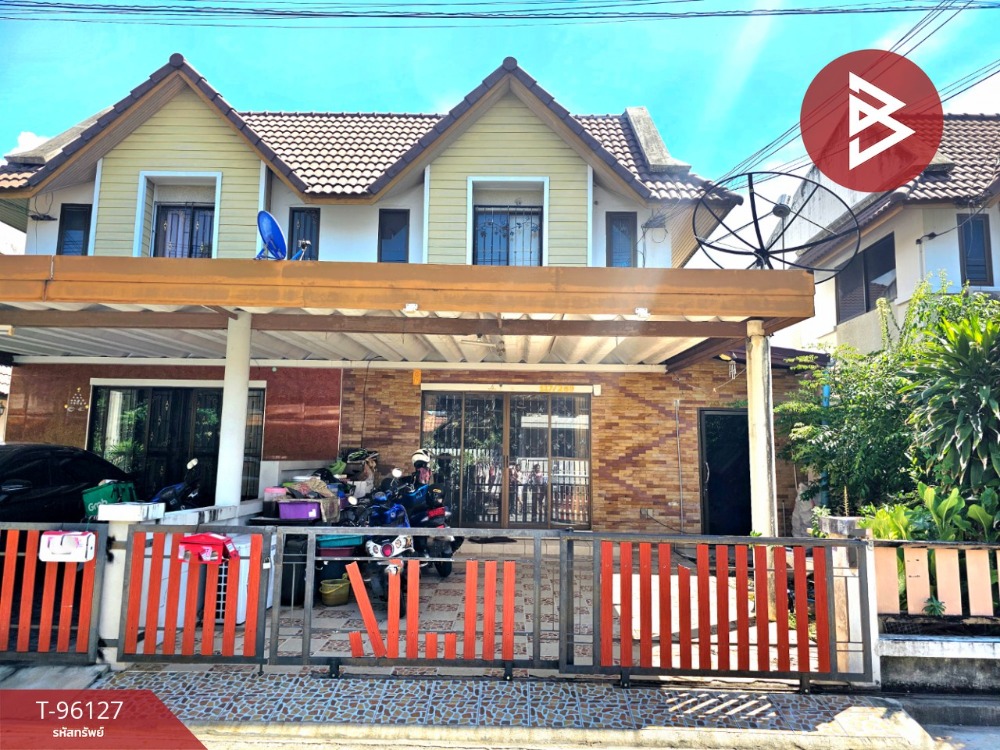 For SaleHousePattaya, Bangsaen, Chonburi : For sale: semi-detached house, The Country Village, Muang Mai, Chonburi, ready to move in