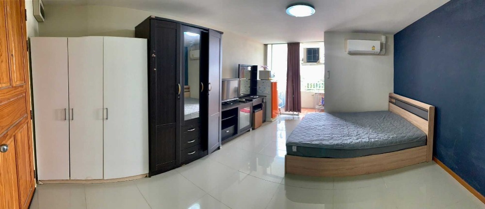 For SaleCondoRatchadapisek, Huaikwang, Suttisan : Condo for sale with tenant, Ratchada City 18 Condominium, 29.5 sq m, near MRT Huai Khwang