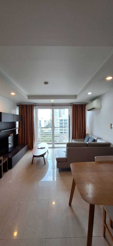 For RentCondoSukhumvit, Asoke, Thonglor : The Avenue Sukhumvit 61 Avenue 61 from Bangkok Living Development is located on Sukhumvit Soi 61, Khlong Tan Nuea Subdistrict, Watthana District, Bangkok, near BTS Ekkamai, approximately 550 meters, near Park Lane Ekkama