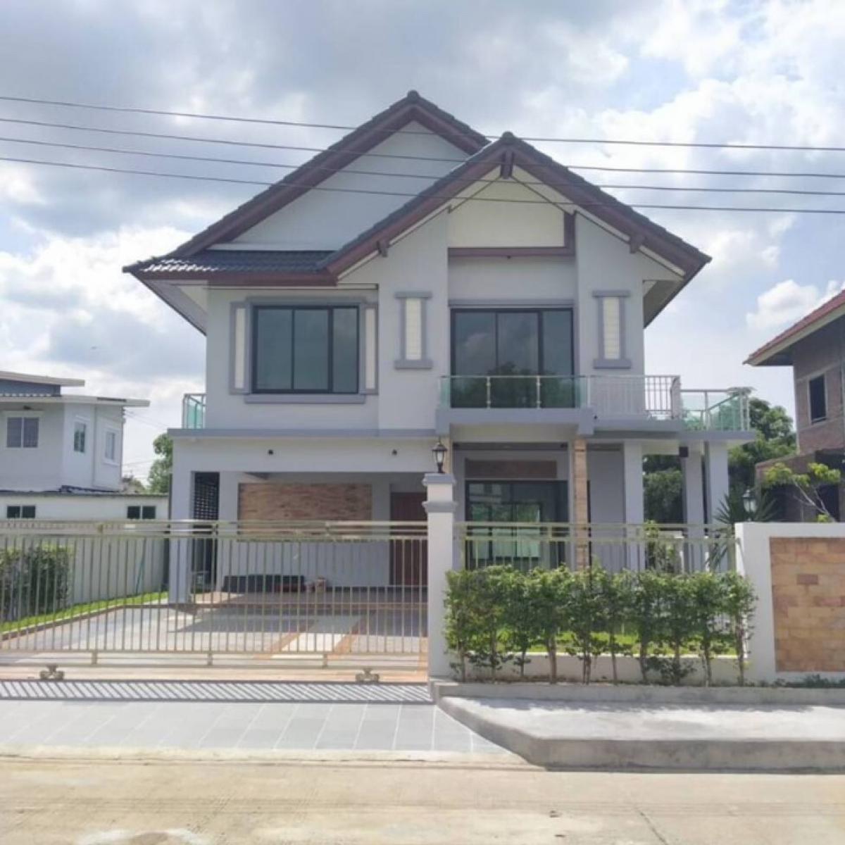 For SaleHouseLadkrabang, Suwannaphum Airport : Urgent sale! Single house, new, second-hand price! With free gifts worth over 30,000 baht.