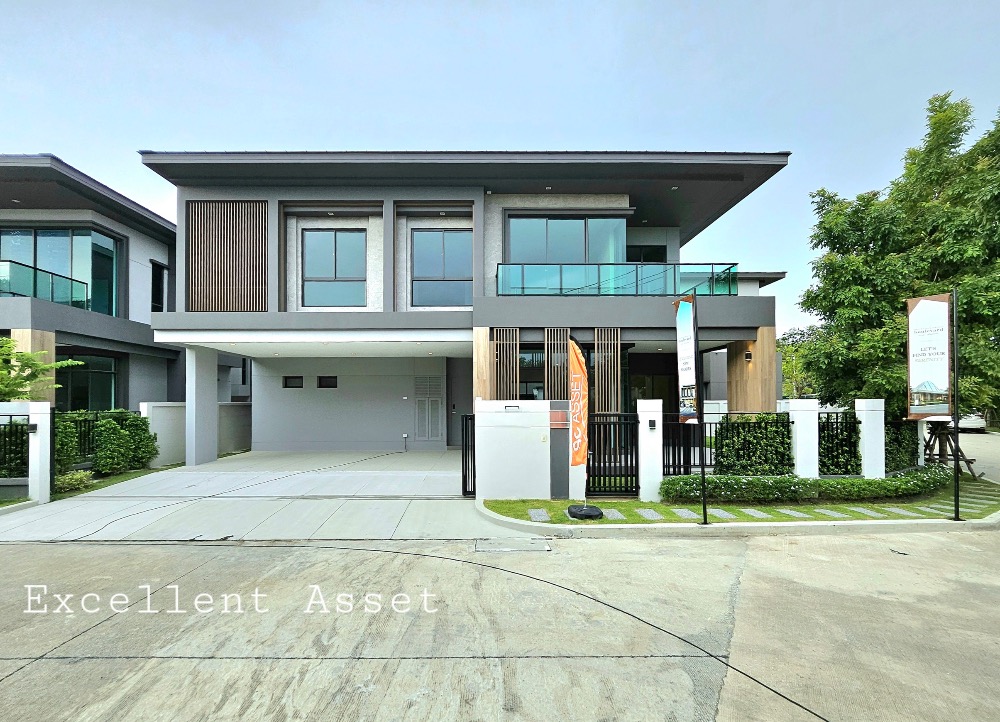 For SaleHouseBangna, Bearing, Lasalle : 📍 𝐅𝐎𝐑 𝐒𝐄𝐋𝐥 📍Luxury single-family home, brand new from the project from 𝐒𝐂 𝐀𝐒𝐒𝐄𝐓 near MEGA BARGANA, near 𝐒𝐢𝐧𝐠𝐚𝐩𝐨𝐫𝐞 𝐈𝐧𝐭𝐞𝐫𝐧𝐚𝐭𝐢𝐨𝐧𝐚𝐥 𝐒𝐜𝐡𝐨𝐨𝐥 (𝐒𝐈𝐒𝐁)