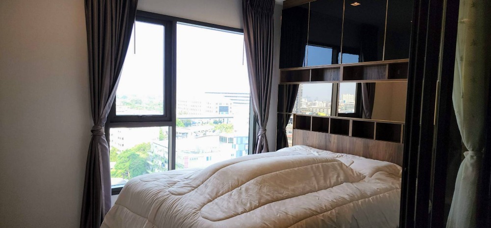 For RentCondoOnnut, Udomsuk : (for rent) Life Sukhumvit 62, near BTS Bang Chak, only 200 meters.