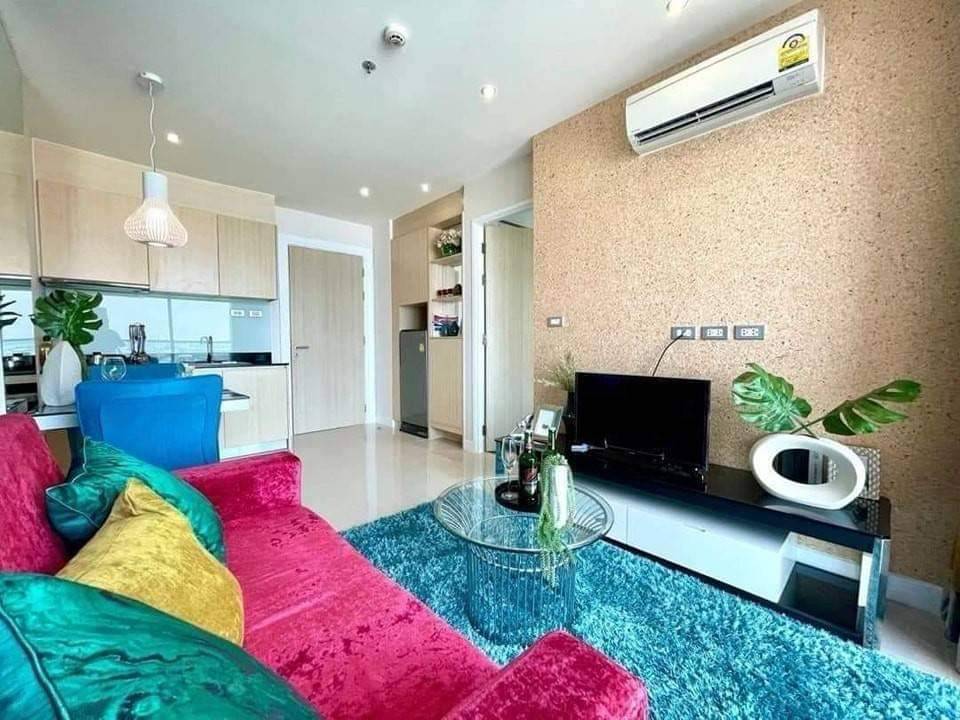 For RentCondoPattaya, Bangsaen, Chonburi : Condo for rent Grande Caribbean Pattaya   Line Id : Wowalan4289