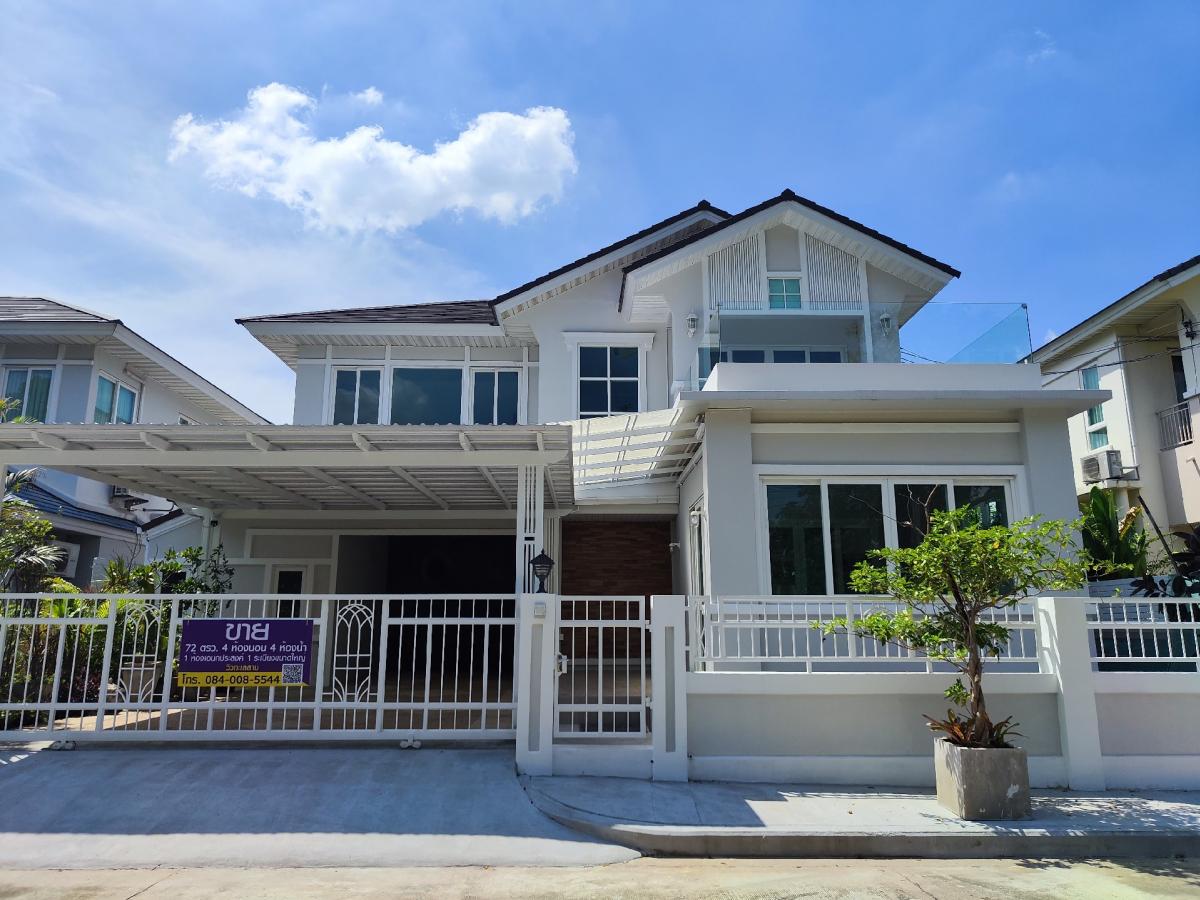 For SaleHouseLadkrabang, Suwannaphum Airport : House with lake view, newly renovated