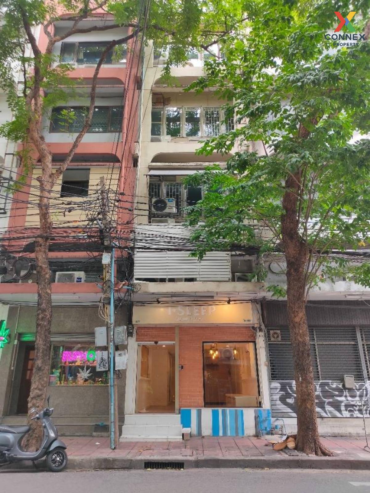 For SaleShophouseSilom, Saladaeng, Bangrak : For Sale Commercial building for sale in Silom area, only 500 m. from BTS Chong Nonsi. , Suriyawong , Bang Rak , Bangkok , CX-105291