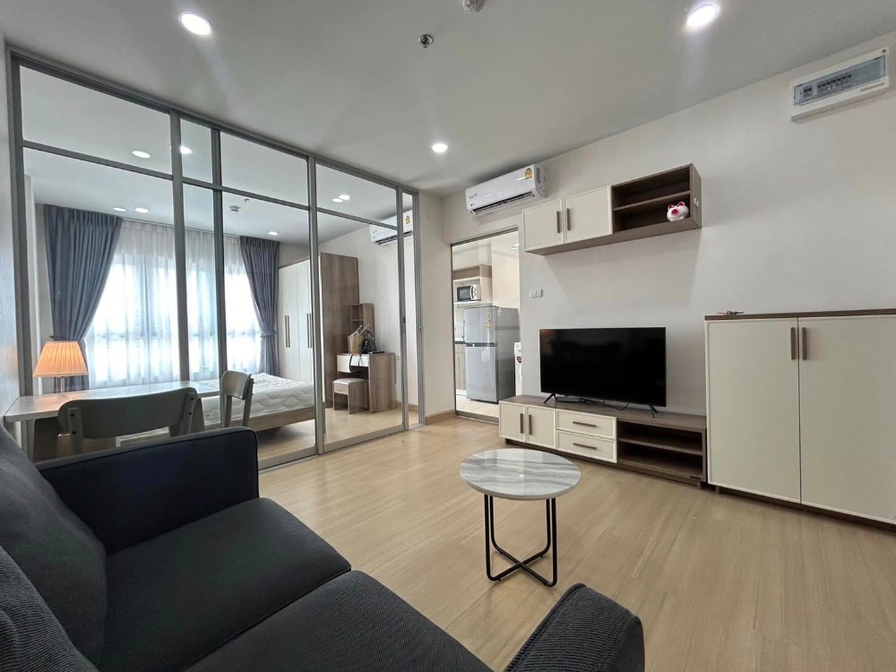 For RentCondoSamut Prakan,Samrong : Supalai Veranda Sukhumvit 117, condo for rent near BTS Pu Chao, wide front room, partitioned room, furnished, ready to move in, line:@ynv1923x