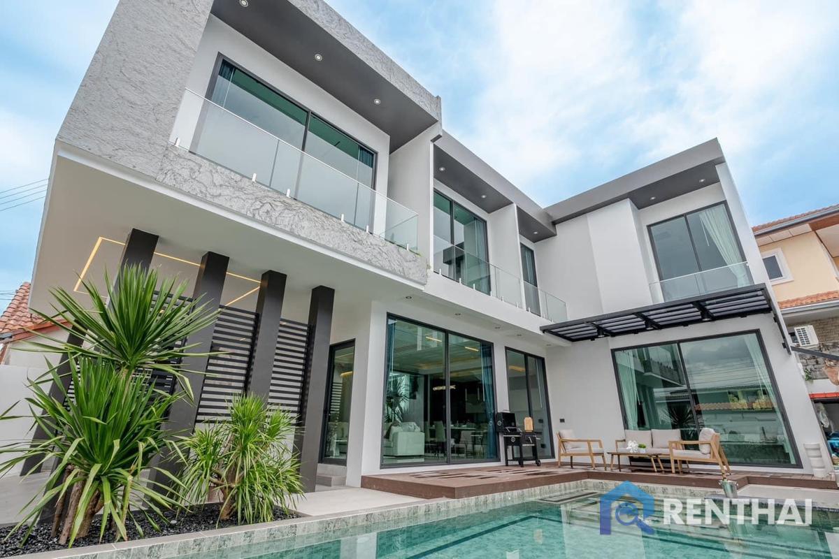 For SaleHousePattaya, Bangsaen, Chonburi : 5bedrooms 6bathrooms Luxury Pool Villa Near Jomtien Beach