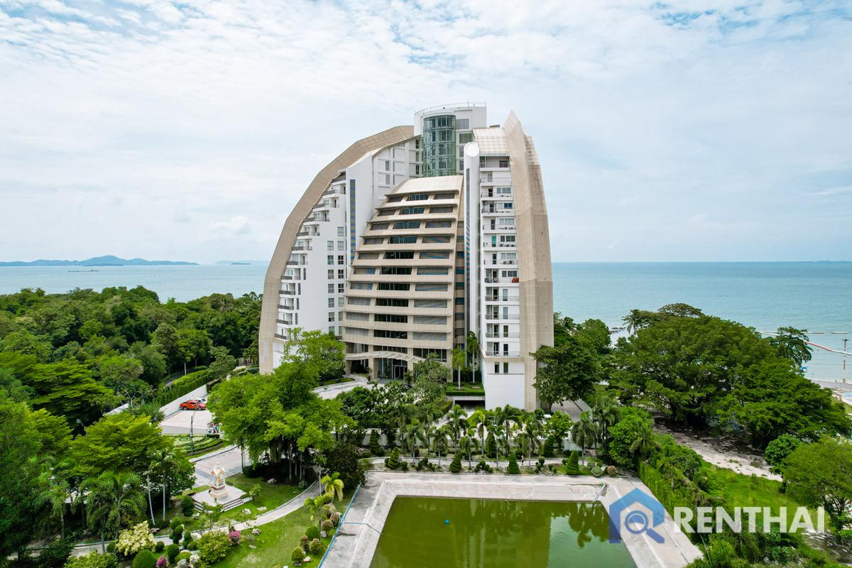 For SaleCondoPattaya, Bangsaen, Chonburi : Stunning 1-Bedroom Condo in The Cove