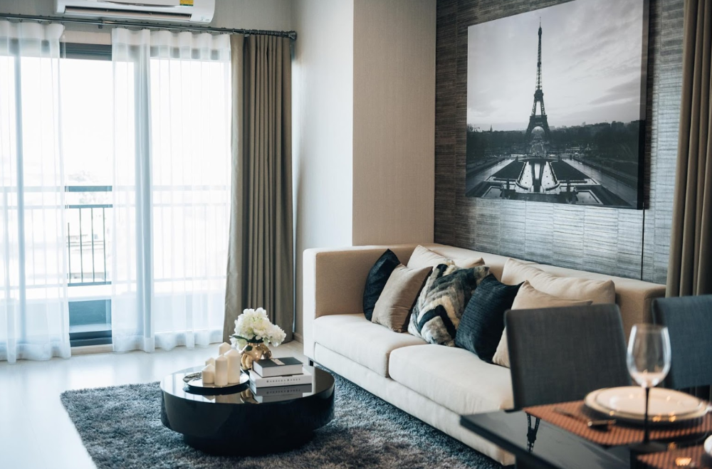 For RentCondoThaphra, Talat Phlu, Wutthakat : Condo for rent near MRT Ideo Tha Phra Interchange, luxury room, largest size in the project, high floor, beautiful view, negotiable price