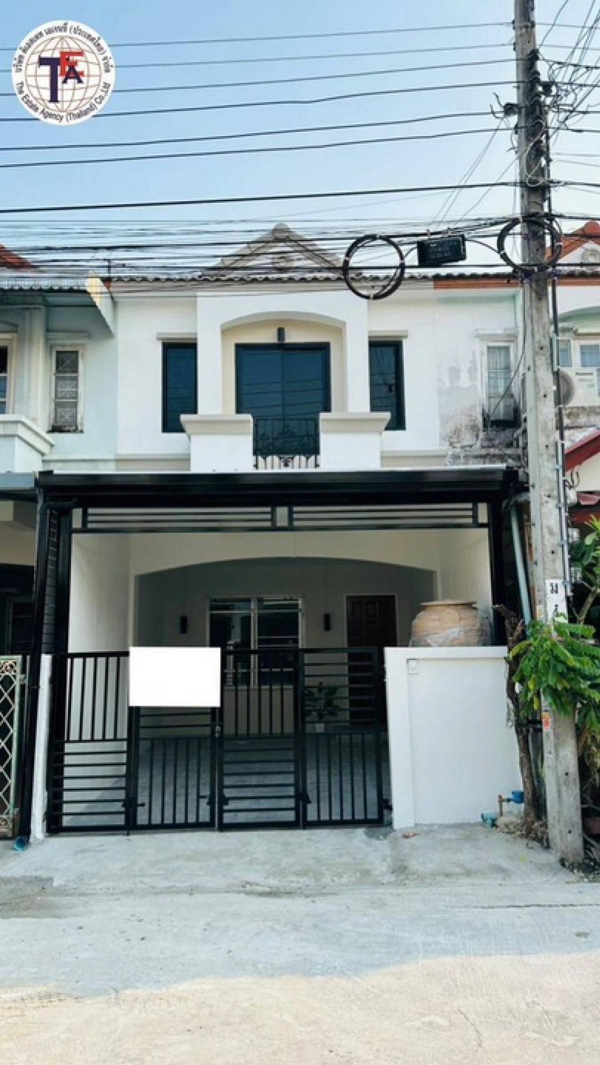 For SaleTownhouseNawamin, Ramindra : Beautiful renovated house, ready to move in, good location, convenient transportation, townhouse for sale, K.C. Ramindra 8 Village, Soi Thai Ramman, Hathai Rat Road, between Soi Hathai Rat 39-41