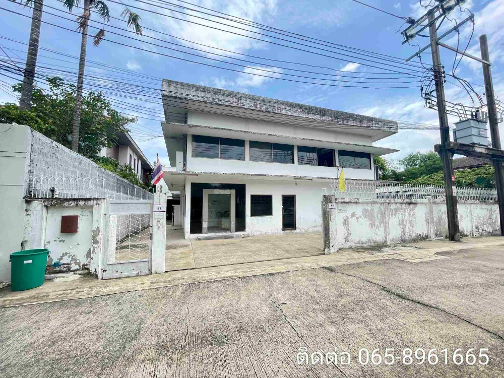 For SaleHouseOnnut, Udomsuk : For sale house office and jewelry factory Sukhumvit 58 Phra Khanong