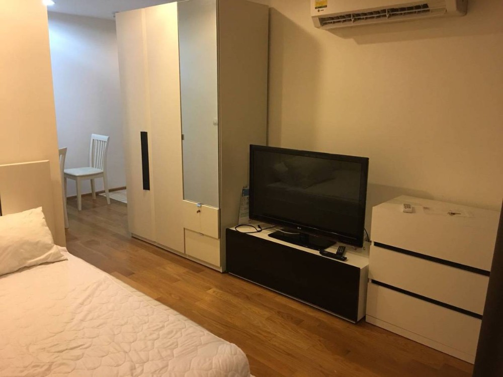 For RentCondoLadprao, Central Ladprao : Condo for rent: The Line Phahonyothin Park, Building A, 2nd floor, city view, size 26 sq m., price 12,000 baht.