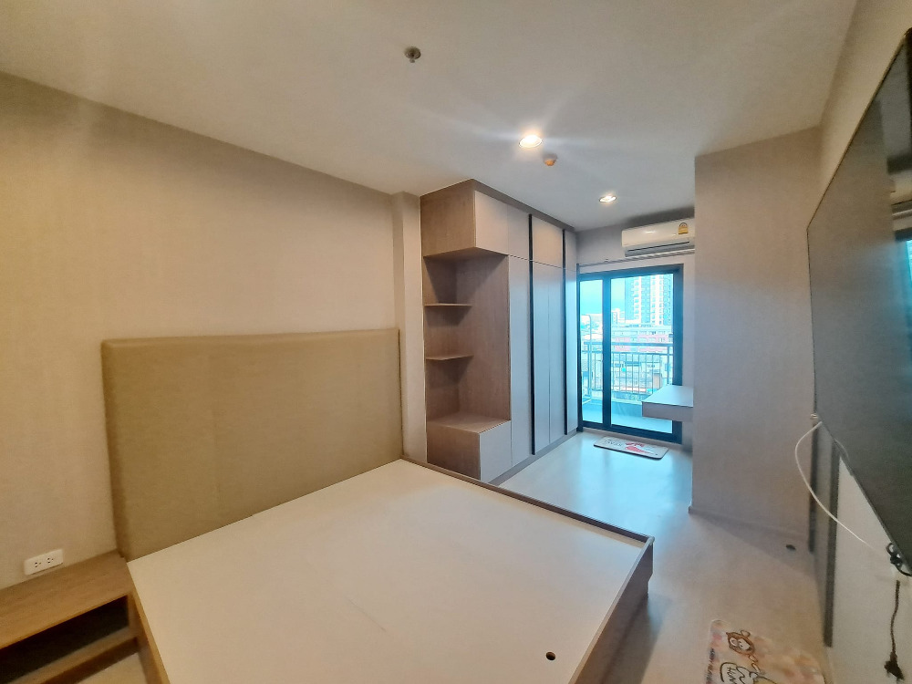 For SaleCondoThaphra, Talat Phlu, Wutthakat : Selling below cost price, condo near MRT, Condo Ideo Tha Phra Interchange, 1 bedroom, high floor, beautiful view, new room, ready to move in