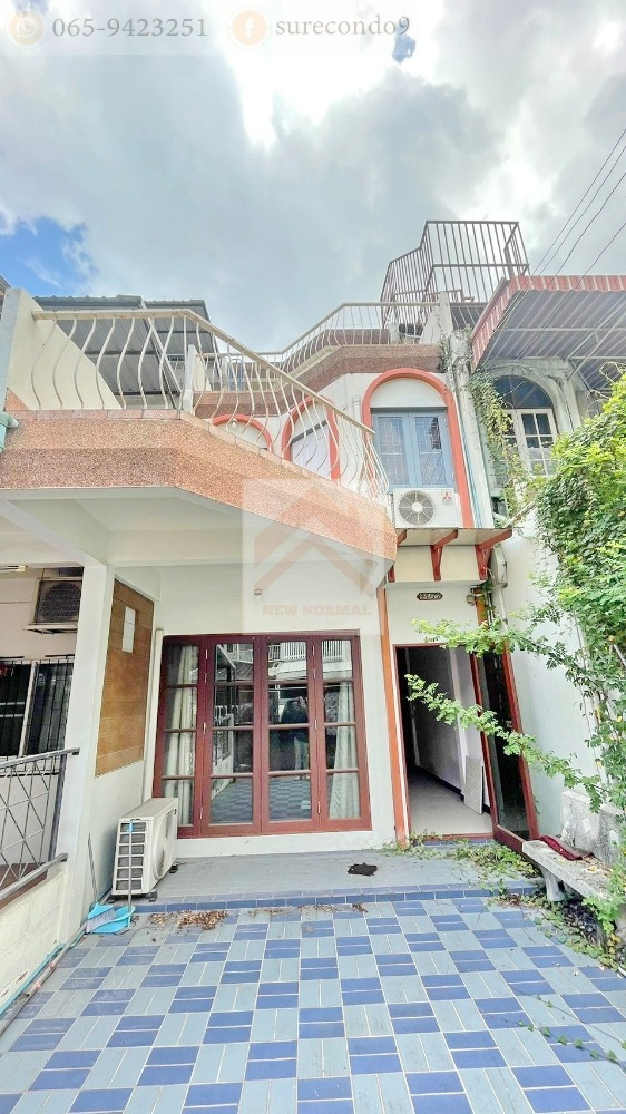 For SaleTownhouseKasetsart, Ratchayothin : H0484😍 For SELL Selling Townhouse Townhouse 3 floors,🚪3 bedrooms🚄near BTS Senanikom🏢Senanikhom Senanikom🔔House area: 20.00 sq.wa🔔Usable area: 100.00 sq.m.💲Selling: 4,400,000฿ ☏O92-8676473,O65-9423251♙LINE:@newnormal