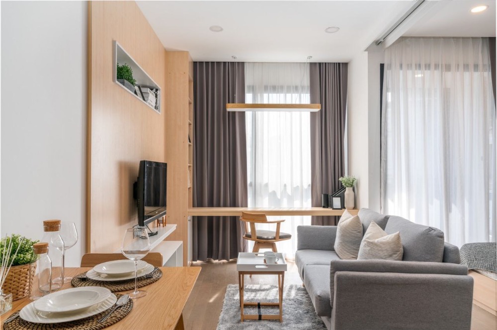 For RentCondoSiam Paragon ,Chulalongkorn,Samyan : Ashton Chula Silom [𝐑𝐄𝐍𝐓] 🔥Luxury condo for those who love a minimalist style but with a touch of LUXURY, fully built-in 🔥 Contact Line ID: @hacondo