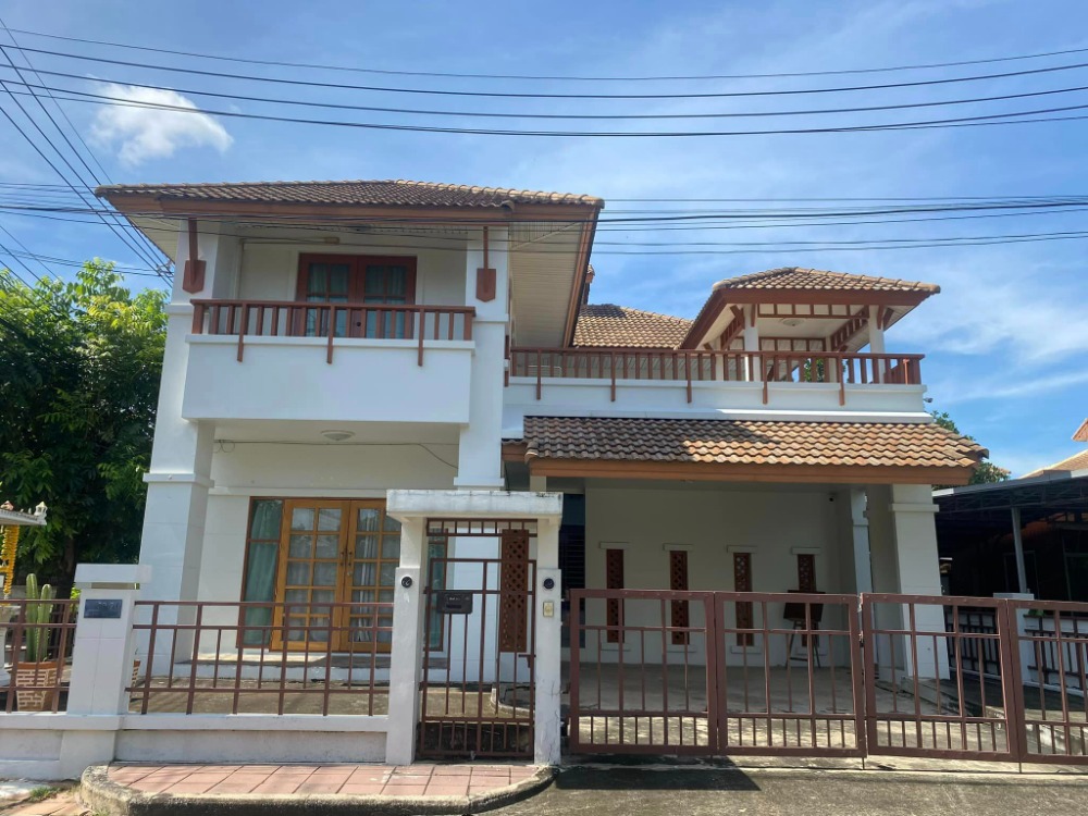 For SaleHousePathum Thani,Rangsit, Thammasat : Bali style single house, Living Nara, Rangsit Khlong 4, very new condition house, next to Rangsit Canal Road