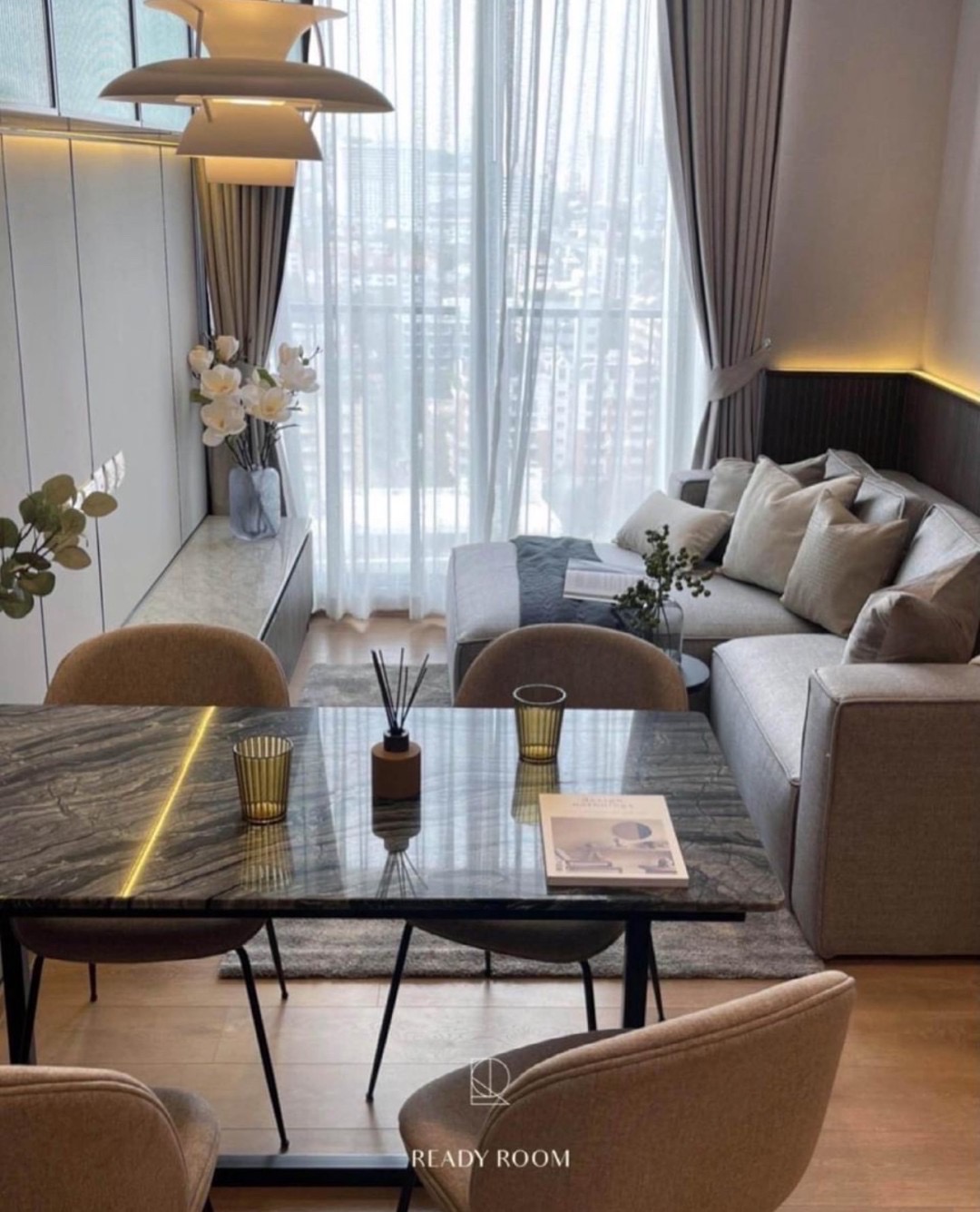 For RentCondoSukhumvit, Asoke, Thonglor : 🔥Hot Deal 🔥Condo in the heart of Phrom Phong, 250 meters from Sukhumvit Road, 750 meters from BTS Phrom Phong, Noble Around Sukhumvit 33, 1 bedroom, 1 bathroom condo, size 27 sq m, 14th floor, good view, open, fully furnished, ready to move in