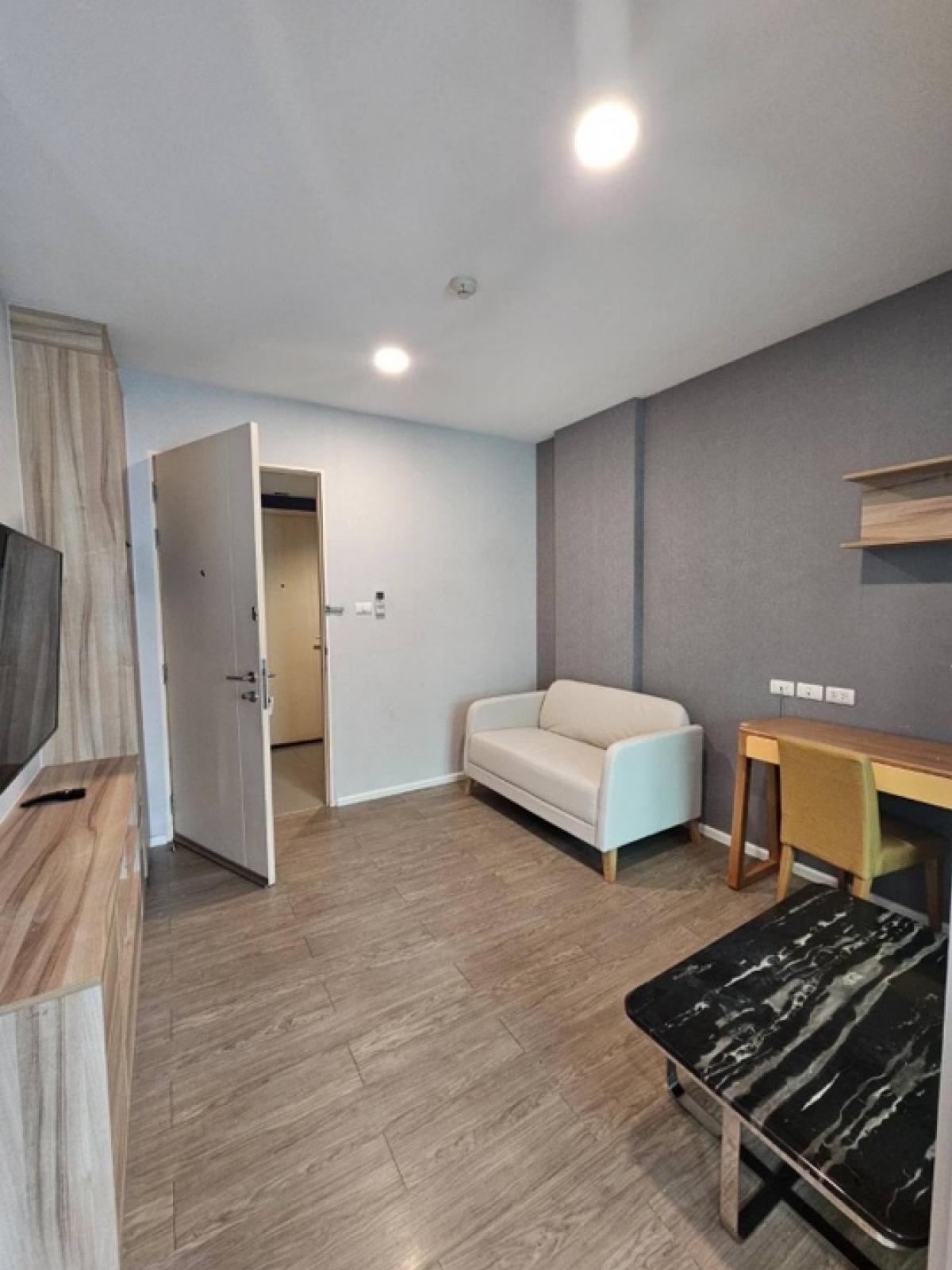 For RentCondoVipawadee, Don Mueang, Lak Si : Urgently for rent: Happy Condo Donmuang The Terminal (Happy Condo Donmuang The Terminal) Property code #NB00001059 Interested, please contact @condo19 (with @) If you want to ask for more details and see more pictures, please contact us.