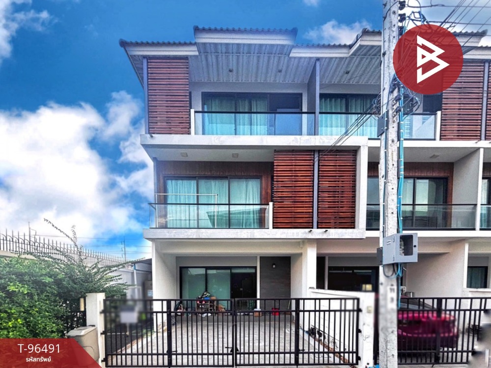 For SaleTownhouseBangna, Bearing, Lasalle : Townhouse for sale, Supalai Urbana Bangna-Wongwaen Village, Samut Prakan