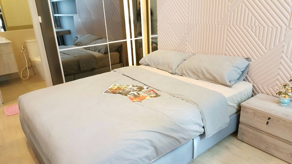 For RentCondoSiam Paragon ,Chulalongkorn,Samyan : Ideo Q Chula Samyan【𝐑𝐄𝐍𝐓】🔥Cozy minimal style room, fully furnished, near Chula, convenient travel, near Samyan MRT. Ready to move in!!🔥 Contact Line ID: @hacondo