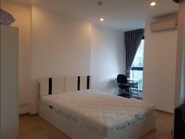 For RentCondoSiam Paragon ,Chulalongkorn,Samyan : Ideo Q Chula Samyan【𝐑𝐄𝐍𝐓】🔥 Condo in a good location, near MRT Samyan, a paradise for students, near Chulalongkorn University, vacant and ready to move in!! 🔥 Contact Line ID: @hacondo