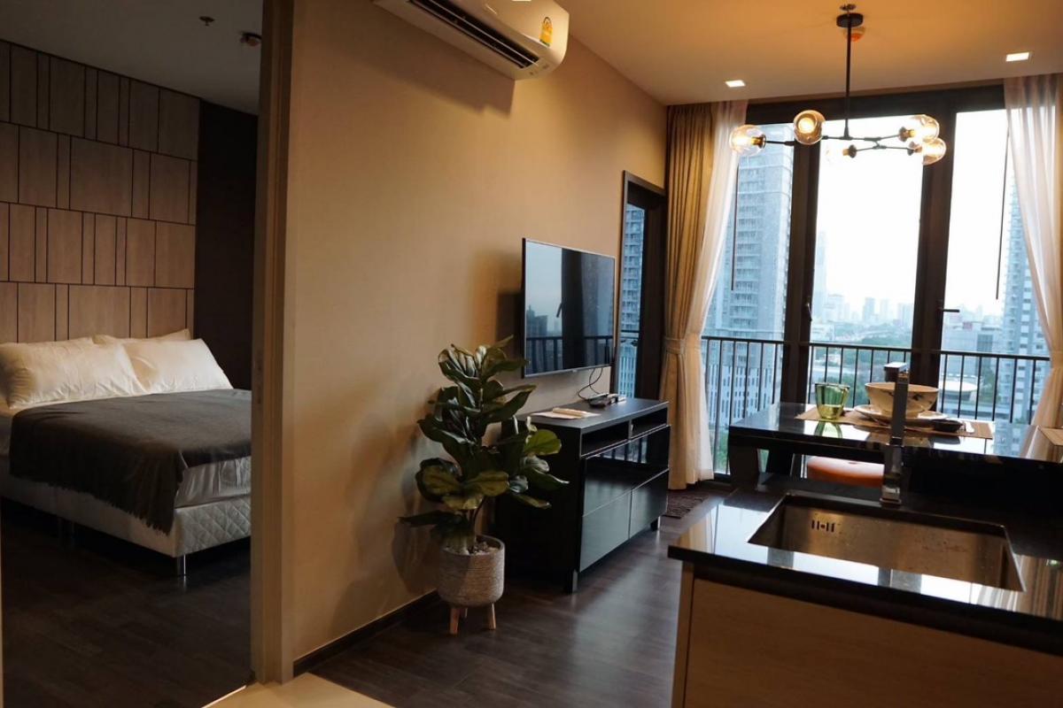 For SaleCondo : 🔥Hot🔥🔥The line asoke ratchada ห้อง1 Bedroom 35sq.m. เฟอร์นิเจอร์ ตกแต่งสวย บิ้วอินลงตัว เจ้าของต้องการขายด่วน (ยินดีให้บริการ สอบถามได้เลยครับ)🛋️🤝✌️🙏