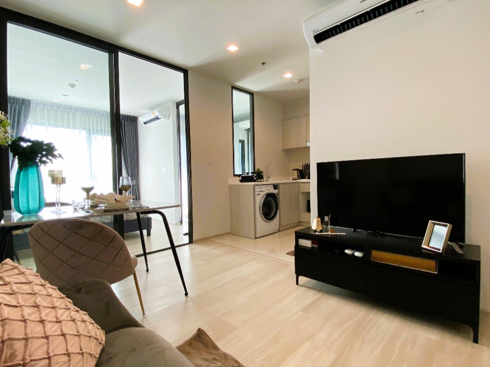 For RentCondoWitthayu, Chidlom, Langsuan, Ploenchit : Life One Wireless 🌟 🛌 1 Bedroom 🚿 1 Bathroom 🏬 20th Floor 📏 Size 35 Sq.m One-year contract: Rental Price 24,000 THB / Month