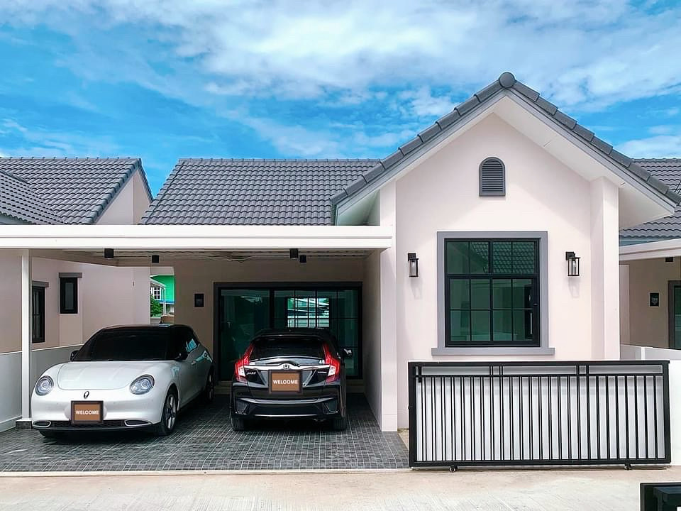 For SaleHousePattaya, Bangsaen, Chonburi : Single-storey detached house for sale, Thanathip Ville 2 project, beautiful house, first-hand, free transfer, Phan Thong District, Chonburi Province