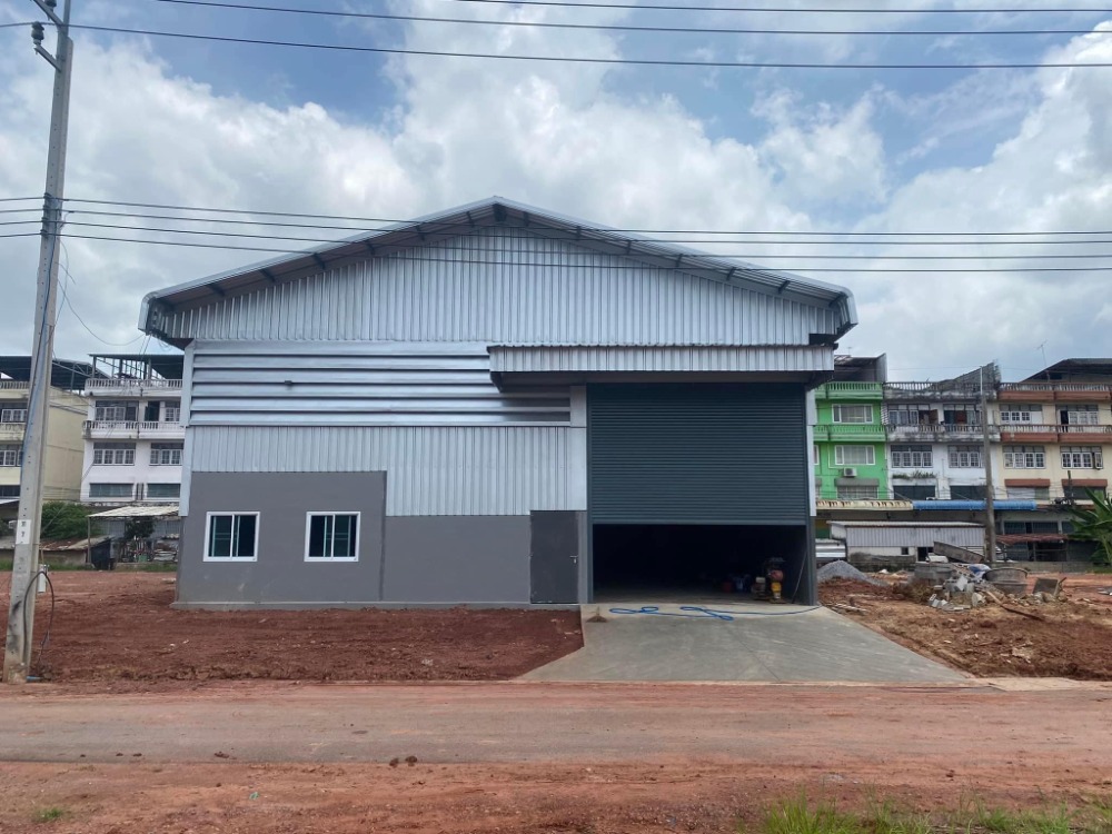 For RentWarehouseEakachai, Bang Bon : Open for reservation for rent, 4 warehouse units, newly built, usable area 322 sq m., mid-end of November, in Soi Ekkachai, next to Ekkachai Road, Bang Bon.