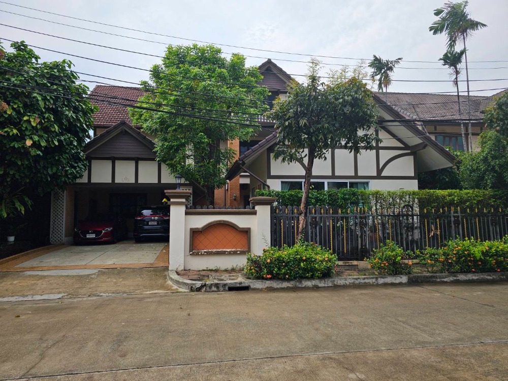 For SaleHouseSeri Thai, Ramkhamhaeng Nida : For sale: Single house, 141.2 sq.w., Latdarom Village, Ekkamai - Ram Intra