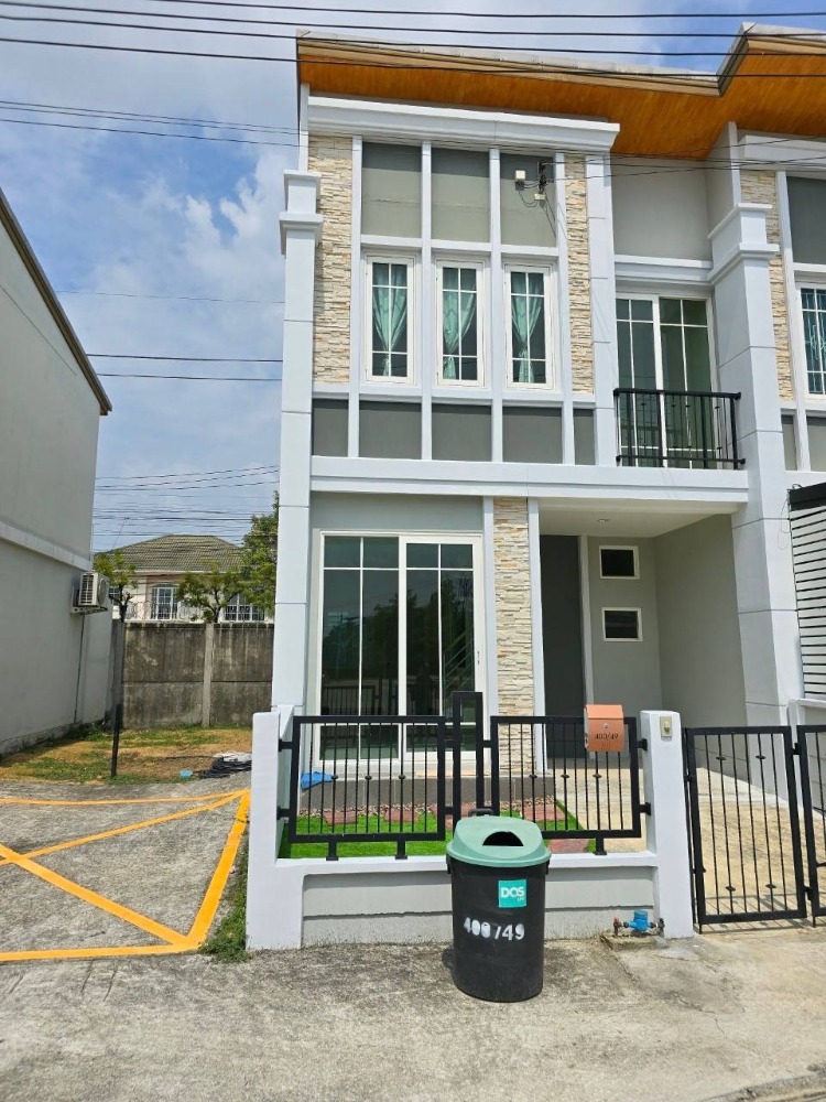 For SaleTownhouseLadkrabang, Suwannaphum Airport : Townhouse for sale, Golden Town 2, Bangna-Suan Luang, corner house ‼️Very cheap price