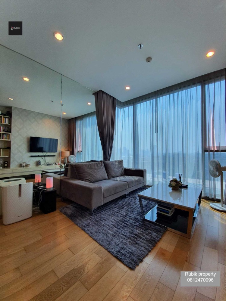 ขายคอนโดสาทร นราธิวาส : 🌟 For Sale: 1-Bedroom Condo at The Breeze Narathiwas Rd!  (RB215)🌟