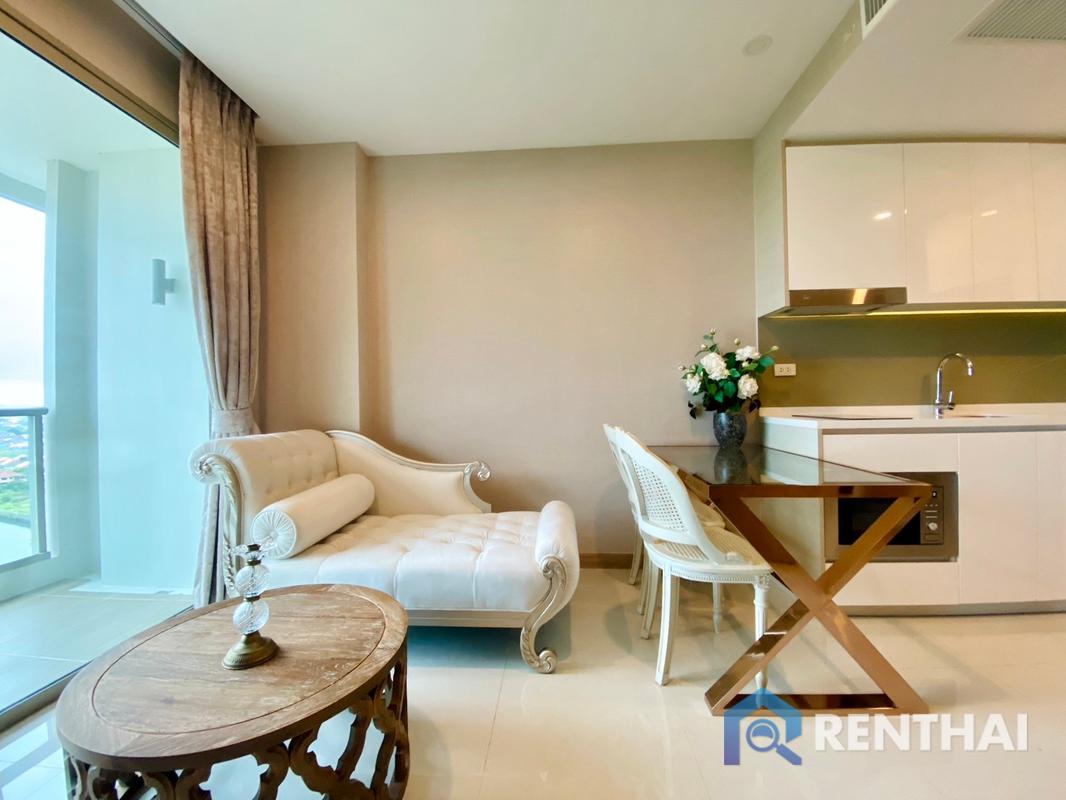 For SaleCondoPattaya, Bangsaen, Chonburi : Stunning 1bed Condo at Riviera Jomtien for 3.89 Thb - Fully Furnished,