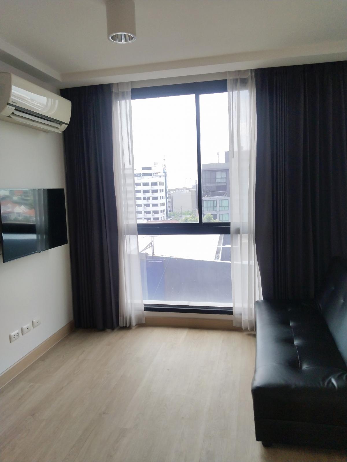 For RentCondoOnnut, Udomsuk : Condo for rent, 2 bedrooms, Sukhumvit 62/1 Road, near Bang Chak and Punnawithi BTS stations, 44 square meters, divided into bedroom, living room, bathroom, kitchen, rental price 15,000 baht per month, including common area fees.