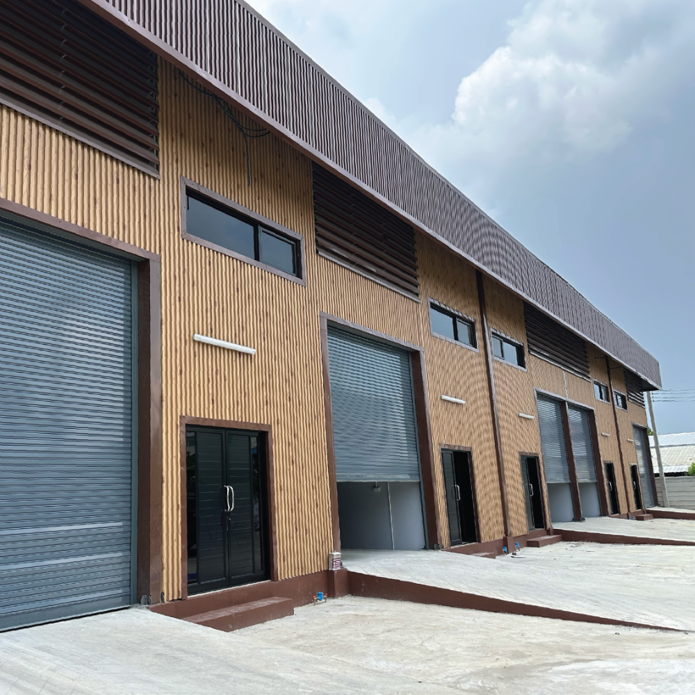 For RentWarehouseRama5, Ratchapruek, Bangkruai : Warehouse/office for rent, Rama 5, Nakhon In, Bang Kruai District, Nonthaburi, area 190-210 sq m.