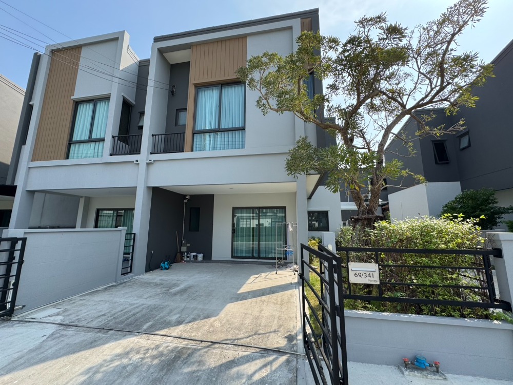 For RentTownhouseBangna, Bearing, Lasalle : Townhome for rent, Pleno Sukhumvit Bangna 2, near Mega Bangna, beautifully decorated, ready to move in, 3 bedrooms, 3 bathrooms, 25 sq m, fully furnished + electrical appliances, only 30,000 baht/month