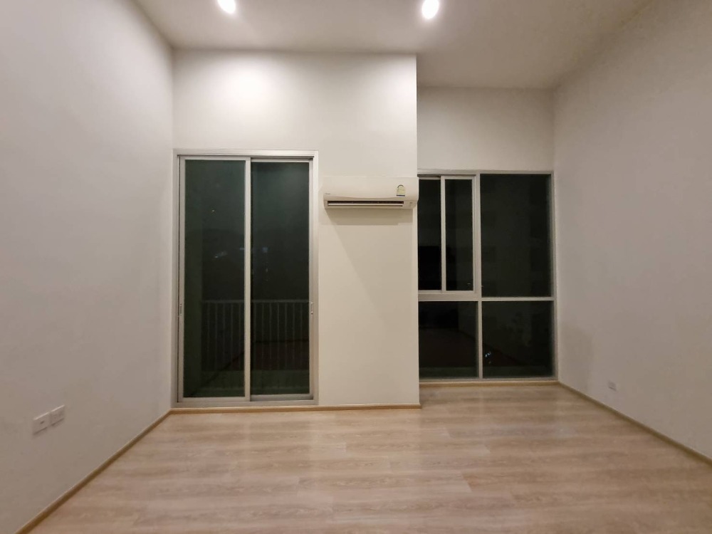 For SaleCondoRatchadapisek, Huaikwang, Suttisan : Noble Revolve Ratchada 2 / 2 Bedrooms (FOR SALE), Noble Revolve Ratchada 2 / 2 Bedrooms (FOR SALE) LIL228