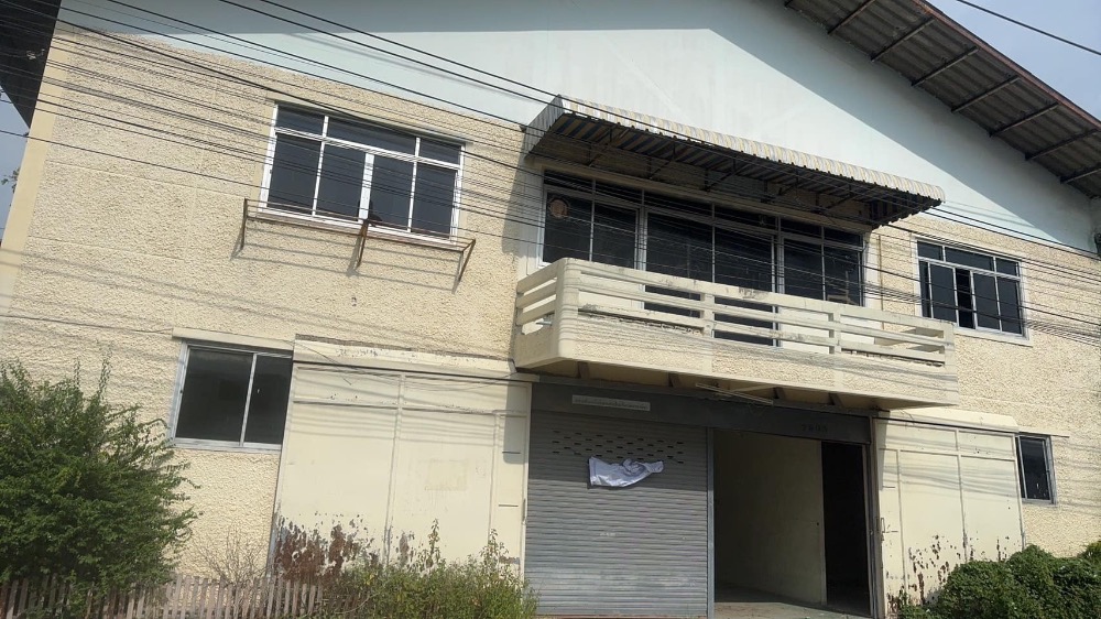 For RentWarehousePathum Thani,Rangsit, Thammasat : Warehouse for rent, Lam Luk Ka, Khlong 4, Pathum Thani, area 1260 sq m (2-storey warehouse)