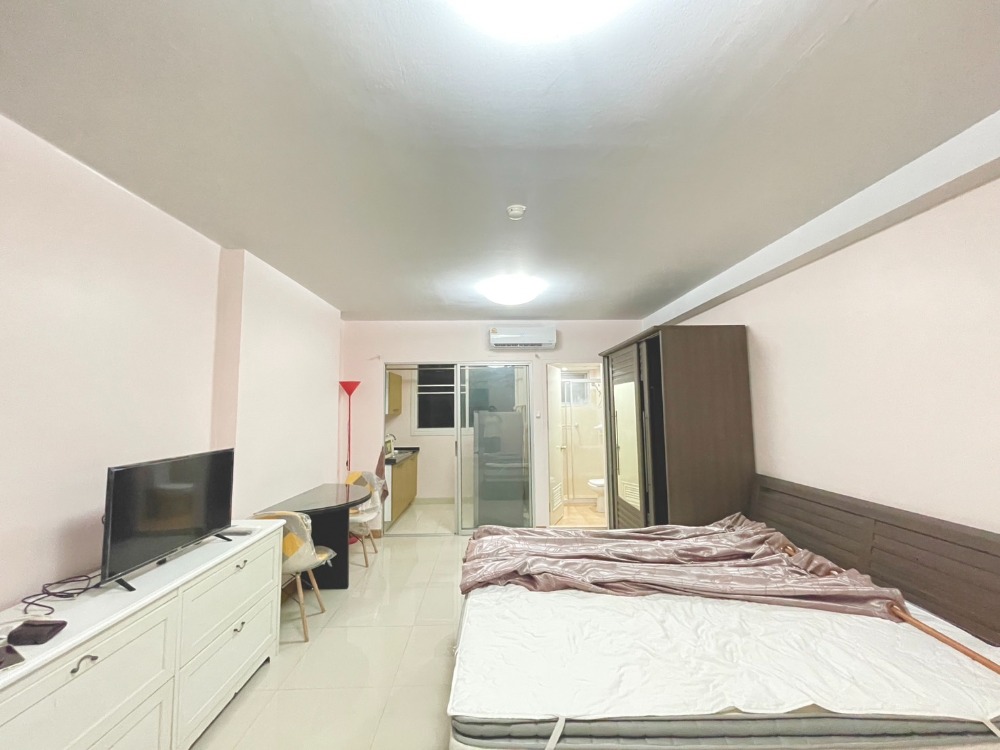 For RentCondoRatchadapisek, Huaikwang, Suttisan : City home, new room, complete electrical appliances, only 8,500