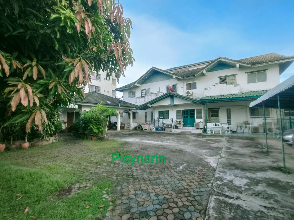 For SaleHouseRama 8, Samsen, Ratchawat : Owner Post Selling a house with land in the Royal Palace area, never flooded.