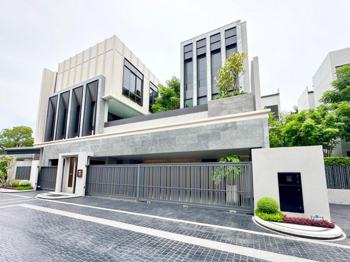 ขายบ้านพัฒนาการ ศรีนครินทร์ : ขาย BuGaan Pattanakarn | 738 Sq.m l 5 Bed 7 Bath | 115,000,000 M | ติดต่อ 086-795-9997 (จิมมี่)