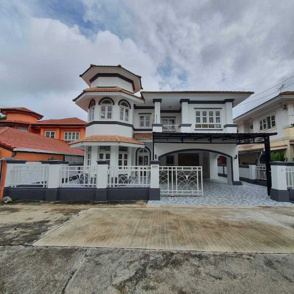 For SaleHousePathum Thani,Rangsit, Thammasat : 2-storey detached house, Phasorn Village 2, Rangsit, Khlong 3, for sale only: 5.29 million baht, cash purchase, immediate discount of 600,000 baht, with 2 promotions