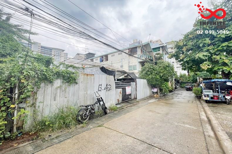 For SaleLandSapankwai,Jatujak : Land for sale, filled in, area 55 square wah, Lat Phrao Road, Soi Lat Phrao 1