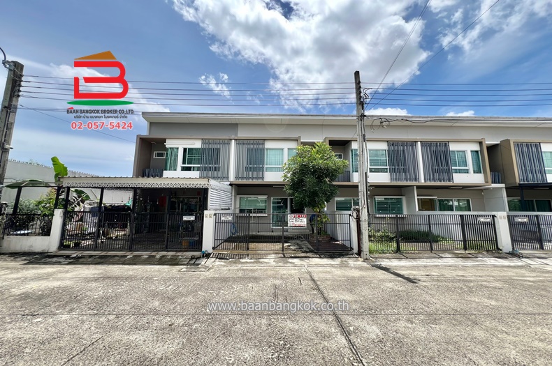 For SaleTownhouseSamut Prakan,Samrong : Townhouse, Indy Village, Srinakarin (Soi Sri Dan 22), area 18.1 sq m, Srinakarin Road, Bangkaew Subdistrict, Bang Phli District, Samut Prakan Province