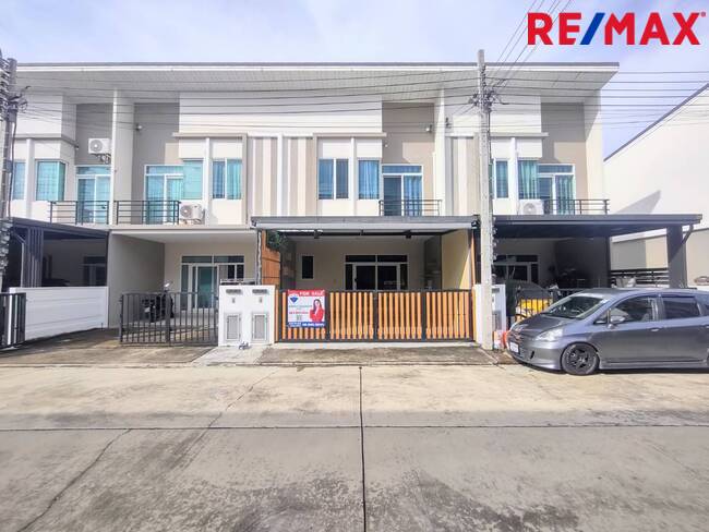 For SaleTownhomeVipawadee, Don Mueang, Lak Si : For sale: 2-storey townhouse, Casa City, Don Mueang-Sri Saman, near Rangsit University, near the airport, new condition, ready to move in