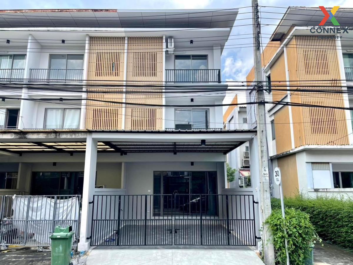 For SaleTownhouseKaset Nawamin,Ladplakao : For Sale Townhouse/Townhome  , ECO SPACE KASET-NAWAMIN , corner unit , newly renovated , Khlong Kum , Bung Kum , Bangkok , CX-108976