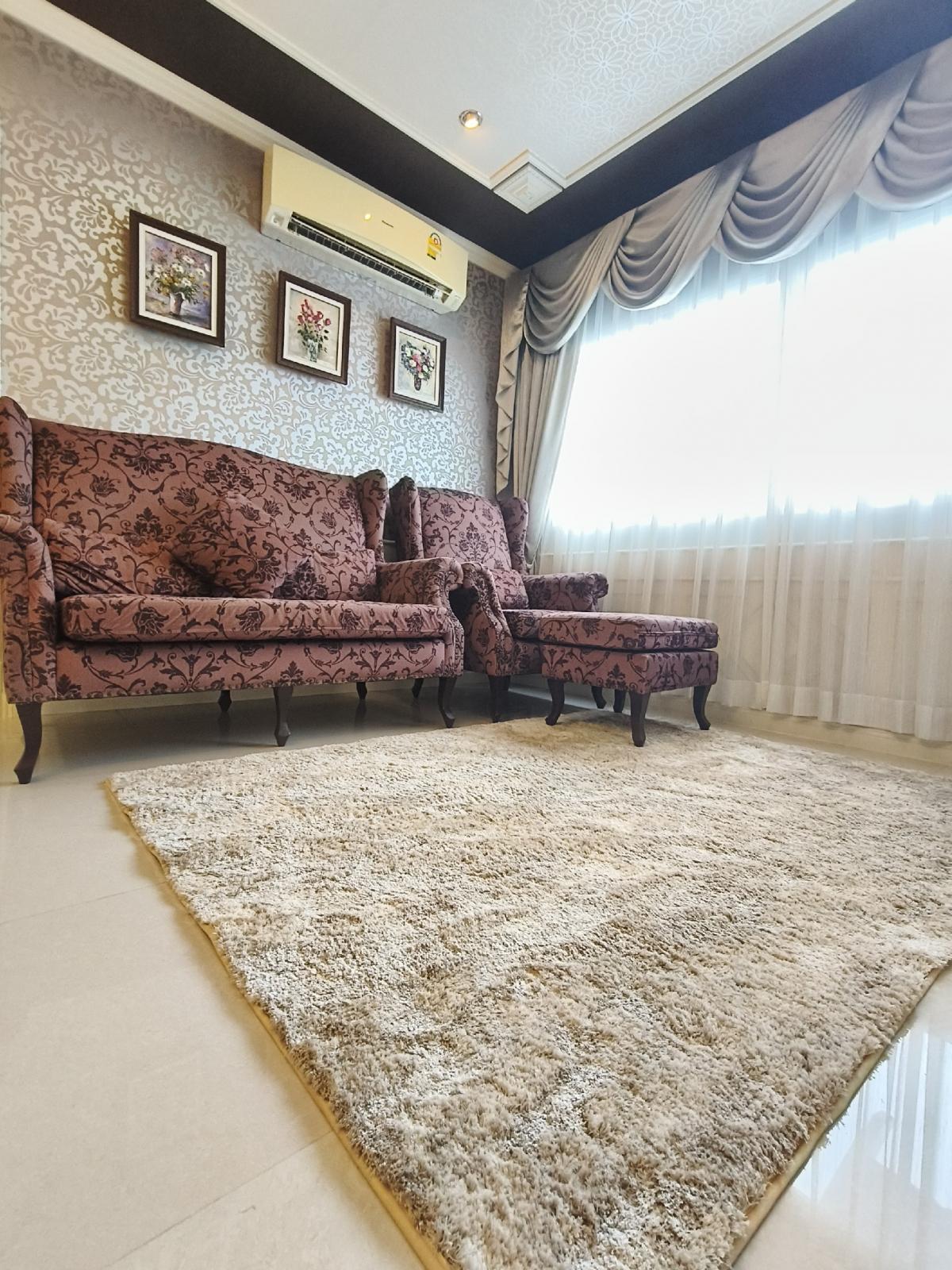 For SaleCondoPattanakan, Srinakarin : Condo for sale, very cheap price