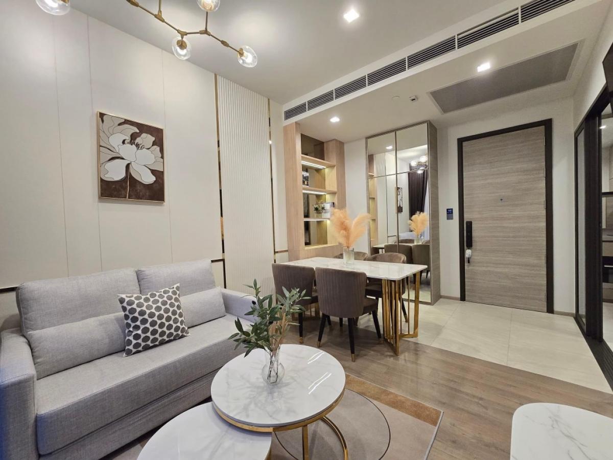 For RentCondoLadprao, Central Ladprao : Property code CPR0002 🌇The Crest Park Residence 🏜️Size 50 sq m. High floor, beautiful view, 1 bedroom, 1 bathroom, fully furnished, ready to move in, rent 45,000/month ✅ 𝐋𝐢𝐧𝐞: @𝐬𝐚𝐧𝐡𝐚𝐩𝐫𝐨𝐩𝐞𝐫𝐭𝐲