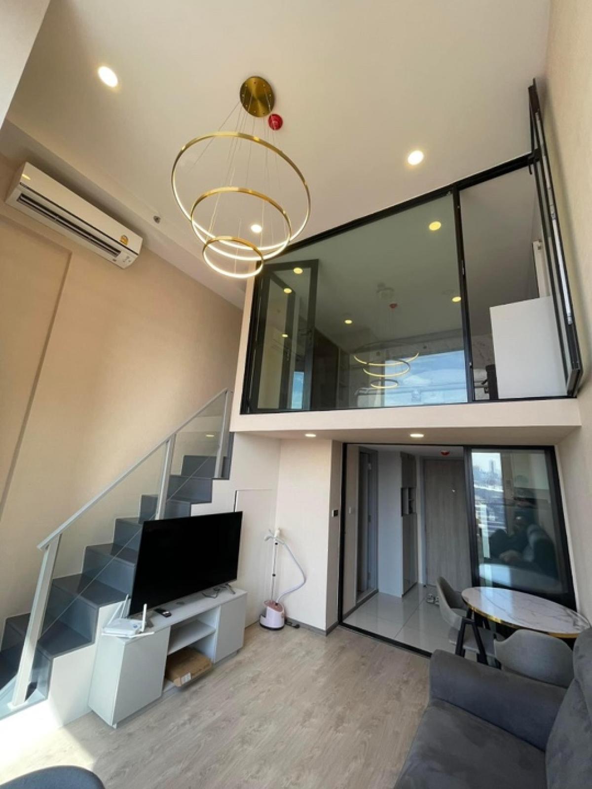 ให้เช่าคอนโดรัชดา ห้วยขวาง : Soho bangkok ratchada duplex/38.9 sq.m /ชั้น 12A 🌃32,000 บาท/เดือน