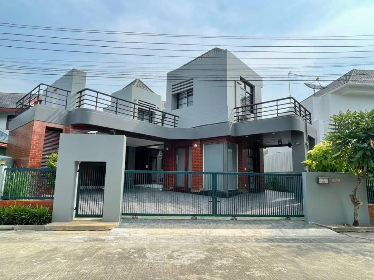 For RentHouseNawamin, Ramindra : For rent: Makmai Village, Ram Intra Road, 65,000 baht